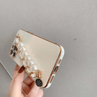Pearl Chain iPhone Case